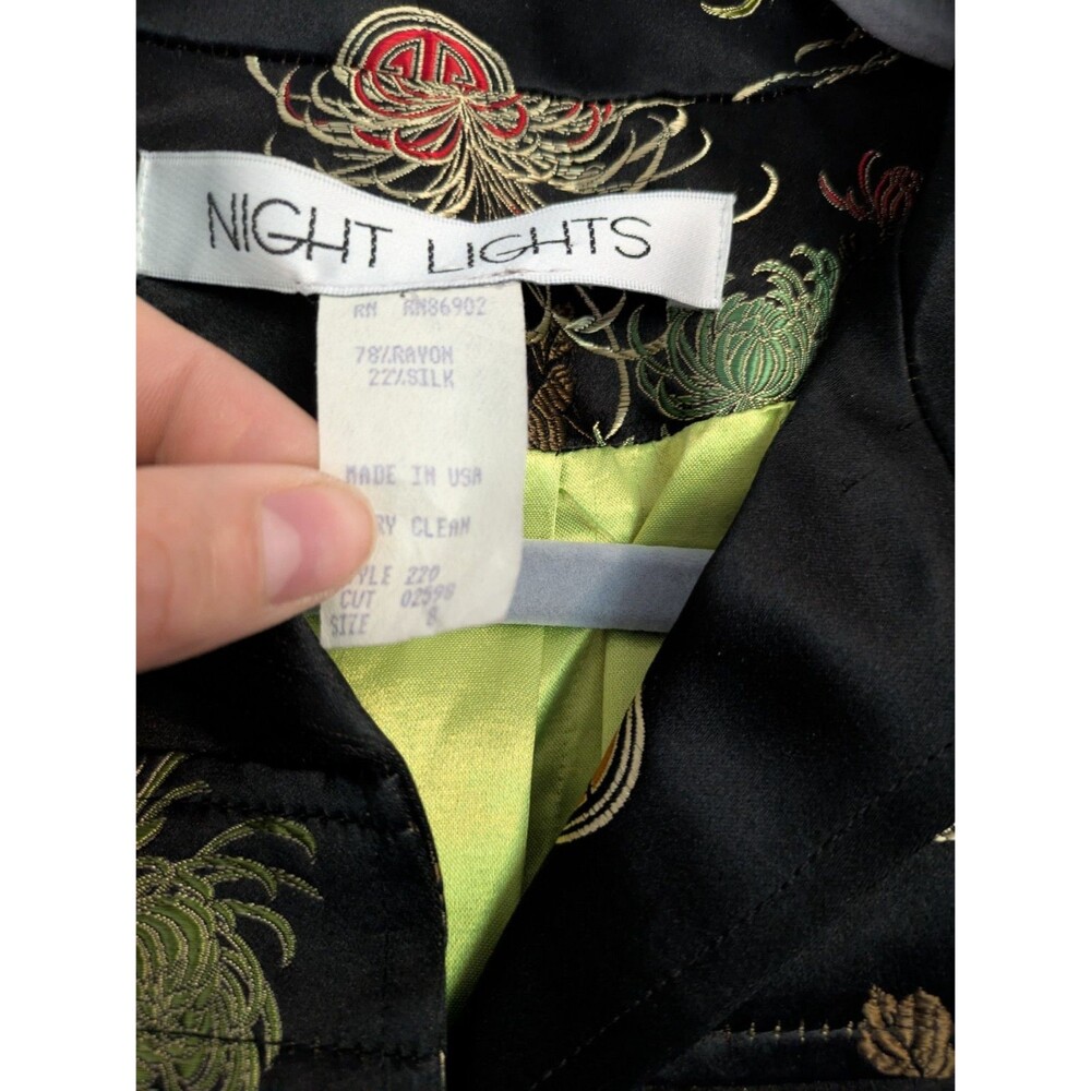 Vintage silk blend satin jacket Asian embroidery black 8 Night Lights - Picture 4 of 7